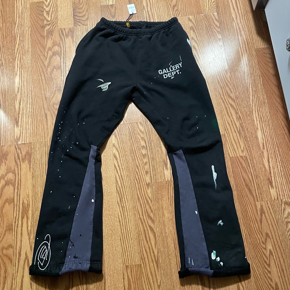 Gallery dept sweats size large used